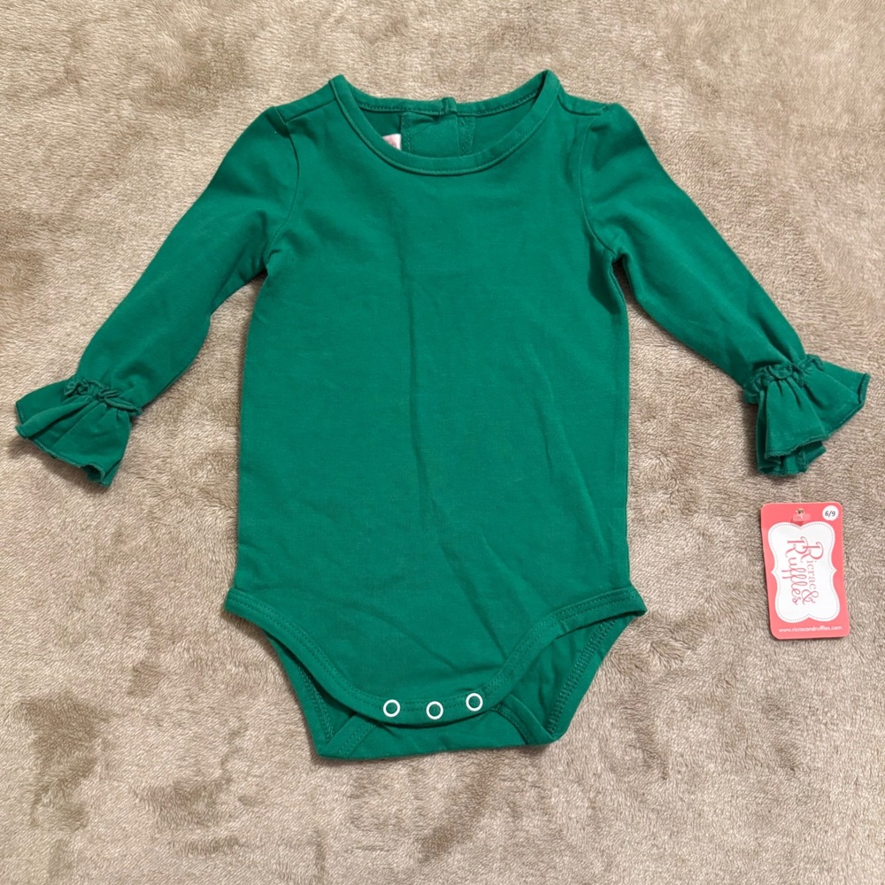 Ricrac & Ruffles Green Long Sleeve Ruffle Cuff Bodysuit Kids 6/9 Months D1-9904